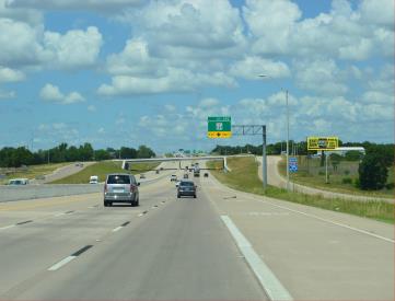 E/S I-35 S/O SHANKLIN FS