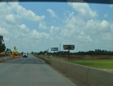 GREENBRIER PARKWAY NL 1.2 MI E/O I65 FE