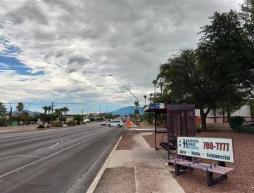 EB Broadway @ River Oaks Apts (ST#13533)