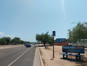 EB River FS 15th Ave (ST#14817)