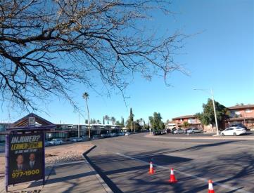 EB 6th St NS Country Club (ST#13707)