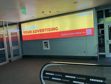 DUS CONCOURSE LEFT ENTRY | LANDSCAPE 56"X224"