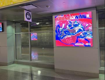 ENTRY PORTRAIT DISPLAY (1-LEFT ENTRY) DUS CONCOURSE 72" X 72"