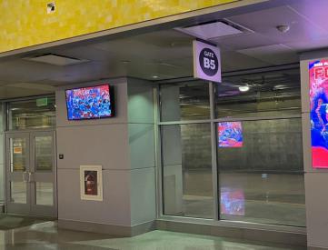 DUS Gate Display B1