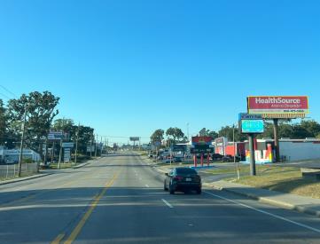 W/S Davis Hwy @ Cascade Ave. F/N