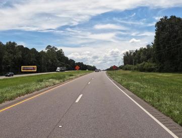E/S Hwy 59 4th N/O CR 57