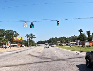 W/S Hwy 59 1st N/O CR 54