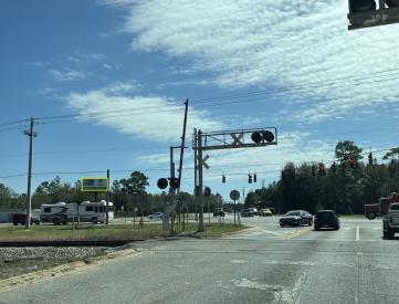 E/S Hwy 87 S @ Hwy 90 F/N