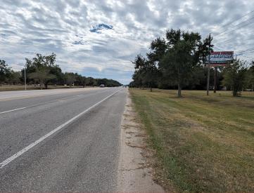 W/S Hwy 98 S/O CR 44