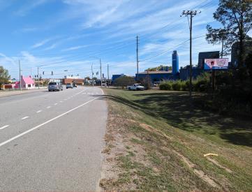 E/S Hwy 31 S/O Ann Ave