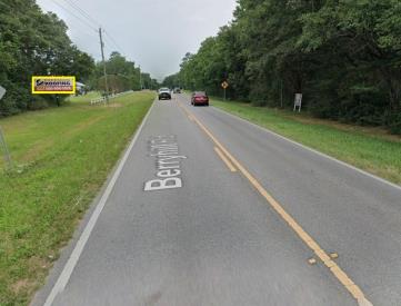 S/S Berryhill Rd E/O Todd St F/E
