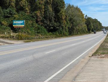 W/S Hwy 31 S/O Alco Dr