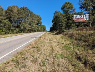 E/S Hwy 31 N/O Memory Ln