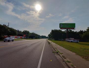 S/S Creighton Rd E/O Davis Hwy F/W