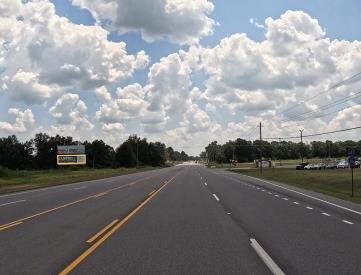 E/S Hwy 59 1st N/O Thompson Rd (Bttm)