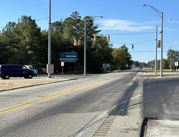 W/S Hwy 84 N/O 136