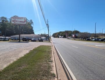E/S Hwy 43 N/O Wilson Ave