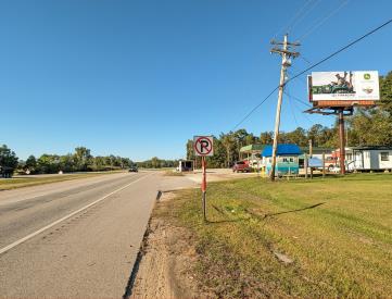 W/S Hwy 43 S/O Washington St