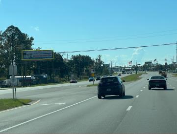 E/S Hwy 29 @ W St F/N
