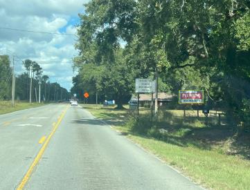 E/S Woodbine Rd N/O Oak Tree Ln F/S