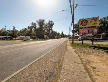 W/S Hwy 41 2nd N/O Hwy 29 (Bttm)