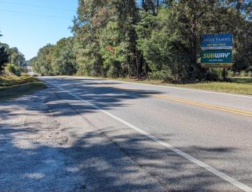 E/S Hwy 31 2nd N/O Memory Ln