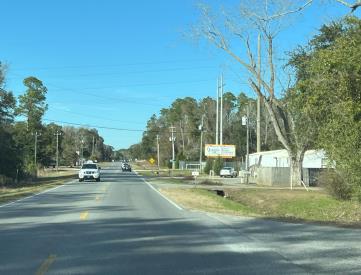 E/S Chumuckla Hwy N/O Omega St F/S