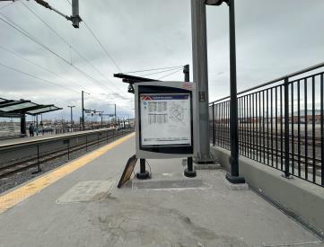 CENTRAL PARK STATION NS SF | TRANSIT SHELTER