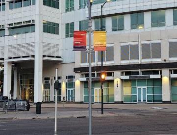 CIVIC CENTER STATION | LIGHT POLE BANNER DOMINATION