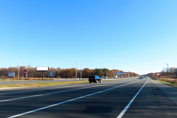 I-95 WS 0.7mi N/O SR 72 F/S - 1
