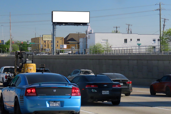 South Fwy (I-35W) ES 50ft S/O Hattie St F/S - 1