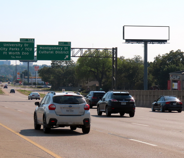 West Fwy (I-30) SS 1250ft W/O Montgomery F/W - 2