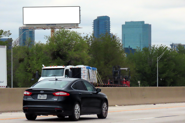 South Fwy  (I-35W) WS 50ft S/O Magnolia F/S - 1