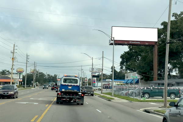 Blanding Blvd ES 800ft S/O Wilson Rd F/S