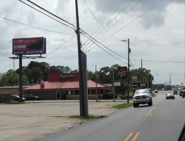 SYL FT WILLIAMS ST E/L 200' S/O ELM ST