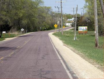 CTY HWY H @ SOUTH CITY LIMITS S/F