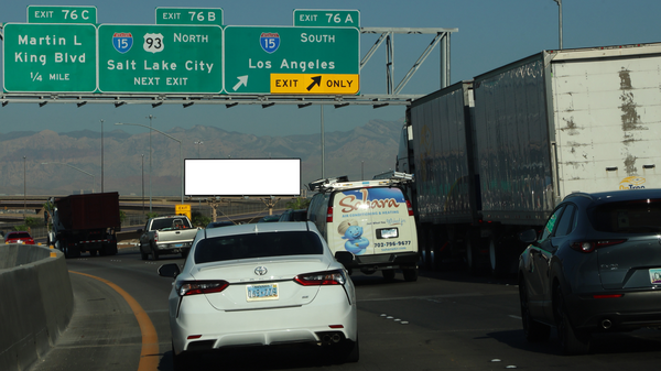 I-11 NS 5ft W/O F Street F/E - 3