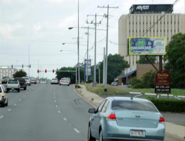 UNIVERSITY E/S .1 MI S/O 12TH ST.