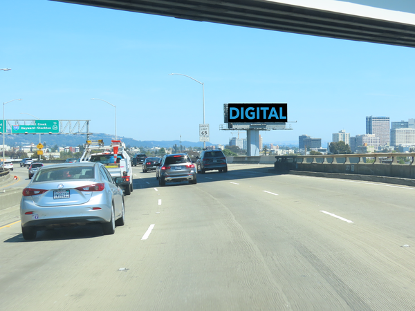 MacArthur Frwy (I-580) SS 0.1mi E/O Eastshore Frwy F/W - 2