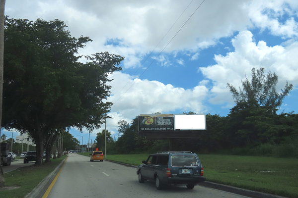 NW 14 St SS 800ft W/O NW 107 Av F/W - 3