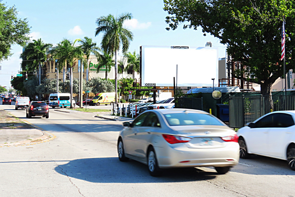 Douglas Rd ES 25ft S/O SW 2nd St F/S - 3