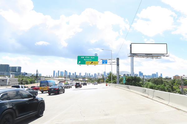 836 Expwy SS 50ft E/O NW 22 Av F/W - 2