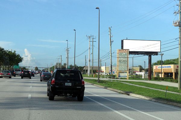 US 441 WS 100ft N/O Hillsboro Canal F/N - 2