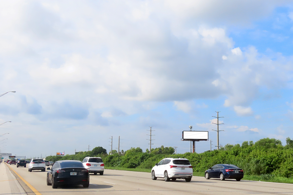 I-95 WS 1.75mi S/O Woolbright Road F/N - 2