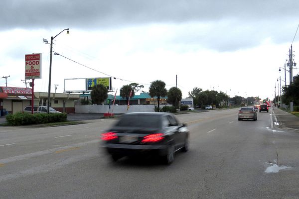 Hypoluxo Rd SS 400ft W/O Sand Canstle Blvd F/E - 1