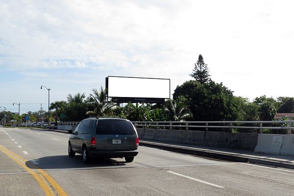 S Dixie Hwy ES 25ft N/O Lake Worth F/S - 3