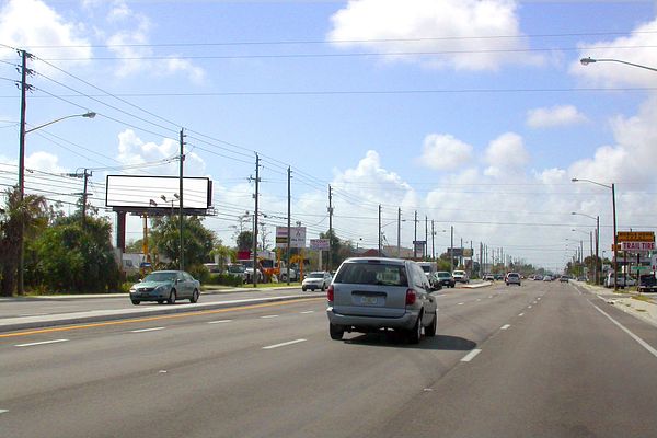 Military Tr ES 0.5mi N/O Okeechobee F/N - 1