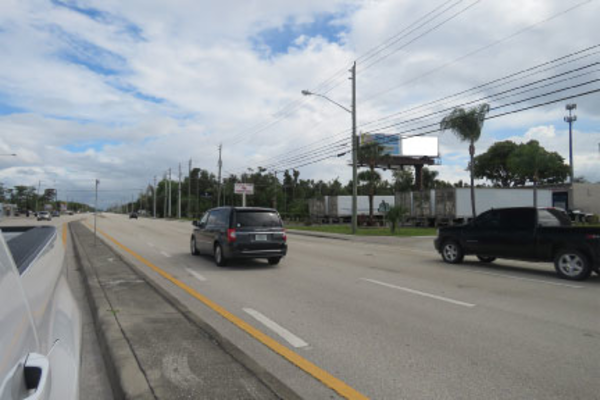 Military Tr ES 0.5mi N/O Okeechobee F/S - 3