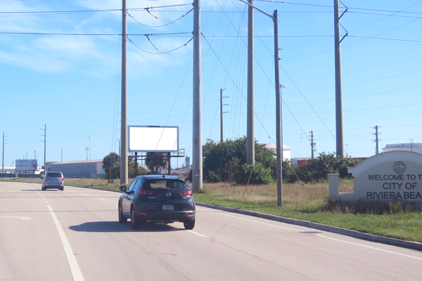 Old Dixie Hwy ES 25ft S/O 2nd St F/S - 2