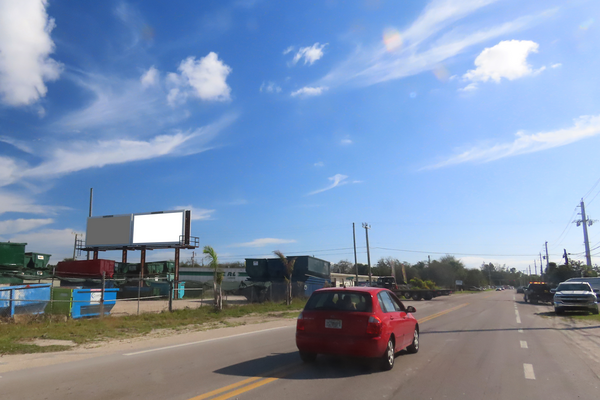 Dyer Blvd NS 1100ft W/O Military Tr F/W - 2